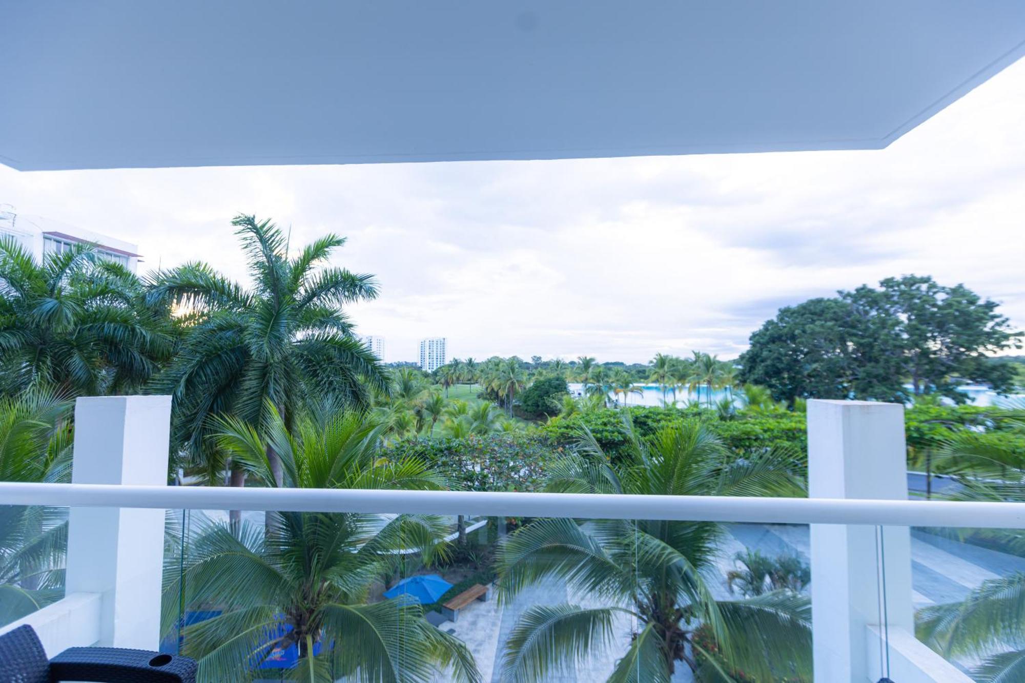 Relax On The Town Center Playa B * Rio Hato